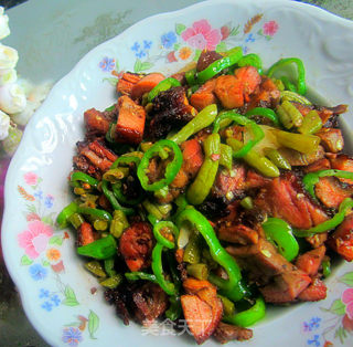 Stir-fried Smoked Duck Leg with Pickled Beans recipe