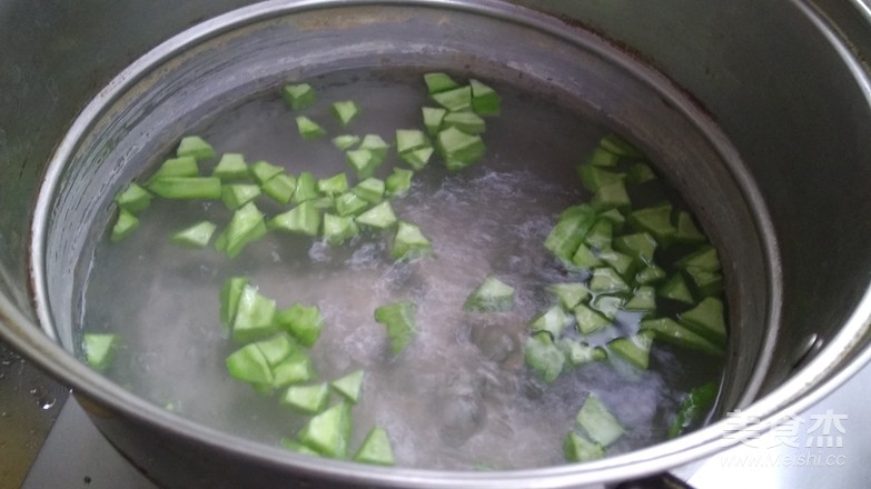 Mustard-flavored Bitter Gourd and Peanuts recipe