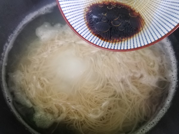 Mixed Noodles in Clear Soup recipe