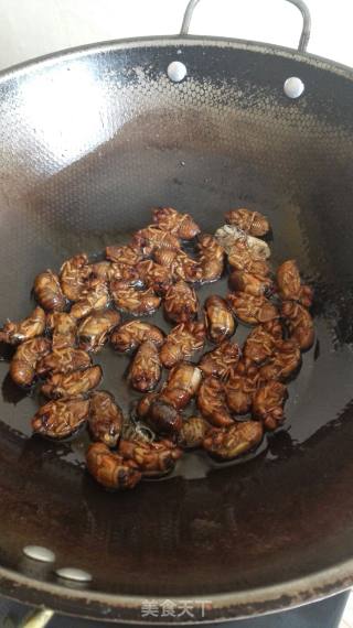 Dry Stir-fried Golden Cicada recipe