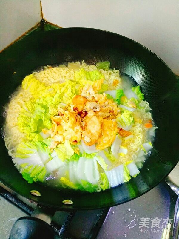 Cabbage Instant Noodles recipe