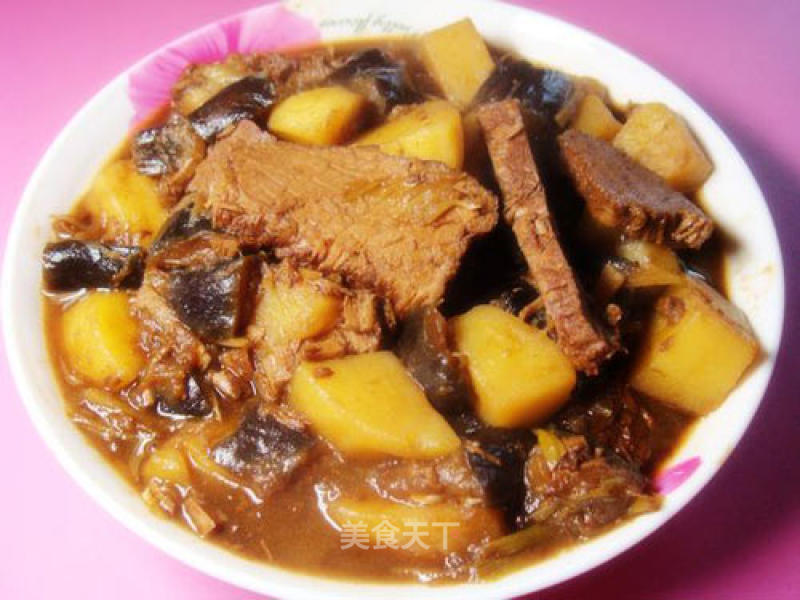 Roast Beef with Eggplant and Potatoes recipe