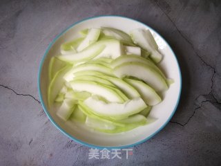 Stir-fried Gourd Slices recipe