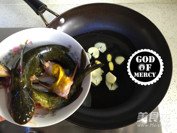 Three Treasures of Yellow Catfish Nourishing Pot recipe