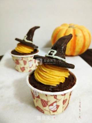 Witch Hat Cup Cake recipe