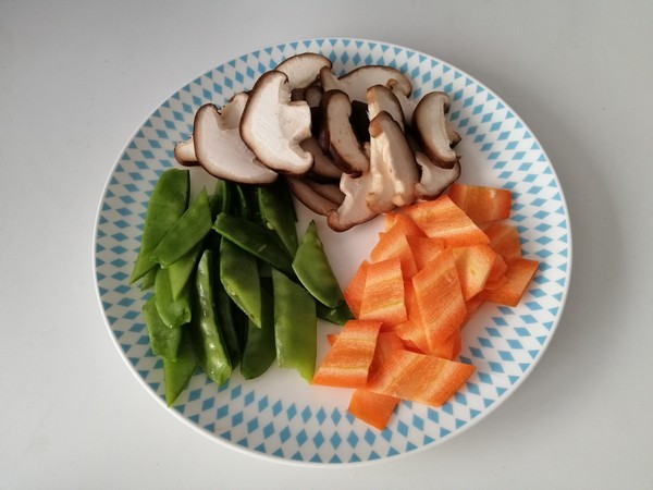 Stir-fried Snow Peas with Shiitake Mushrooms recipe