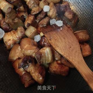 Braised Pork with Sea Cucumber and Egg recipe