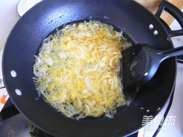 Sauerkraut Vermicelli Ball Soup recipe