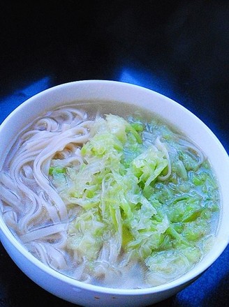 Hot Noodle Soup with Shredded Cabbage recipe