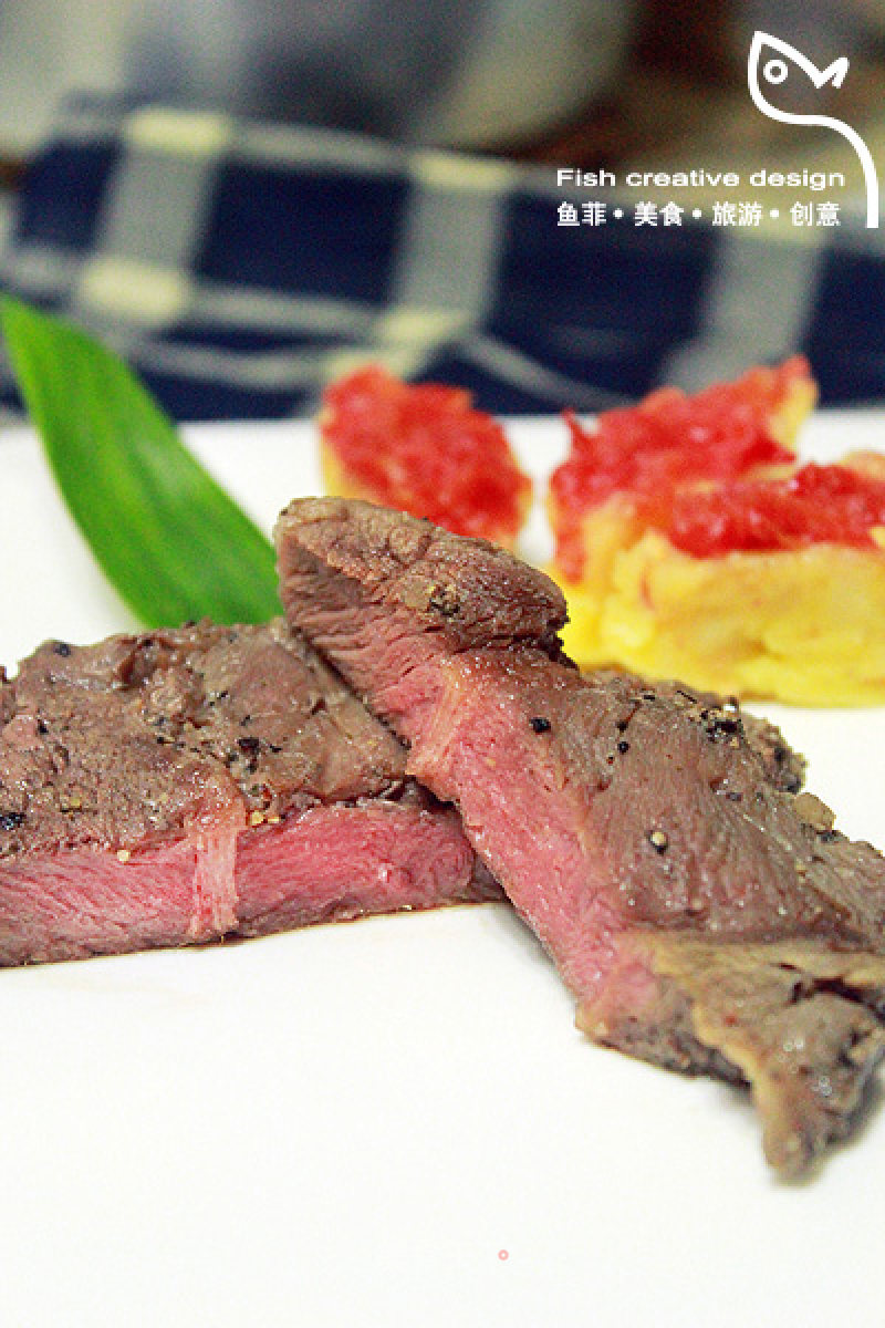 Black Pepper Steak with Roasted Tomatoes, Tangerine Peel and Mashed Potatoes