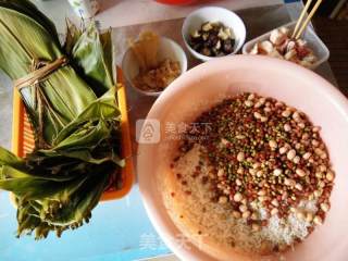 Five Grain and Bacon Zongzi recipe