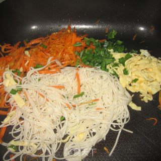 Fried Noodles with Vegetables recipe