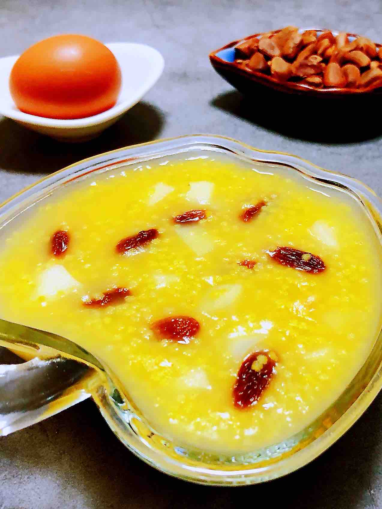 Raisin and Yam Millet Congee recipe