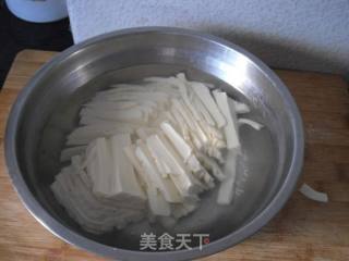 Seaweed Tofu Soup recipe