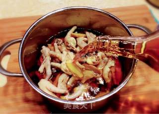 Fragrant Chicken Feet recipe