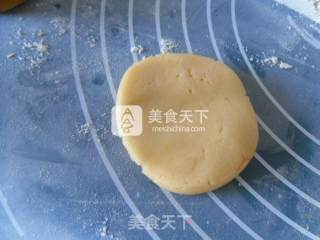 Pumpkin Paste Filling Mooncakes recipe