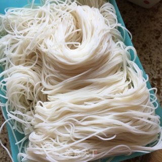 #trust之美#[food for One Person] Fried Eggs with Dried Noodles recipe