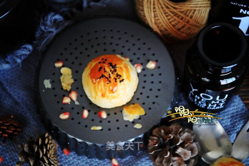 Traditional Red Bean Paste Egg Yolk Crisp recipe