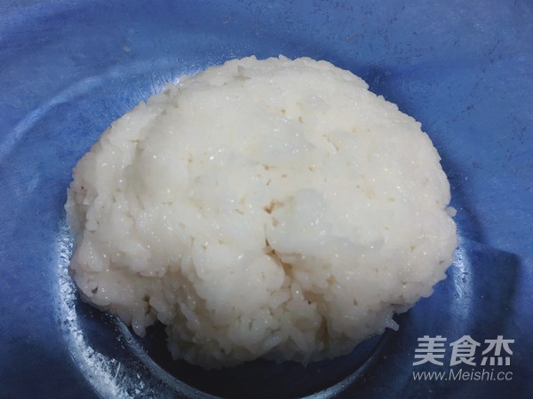Youjia Fresh Kitchen: Fresh Rice Mooncakes recipe