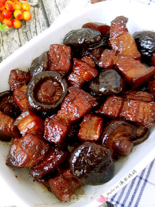Braised Pork with Mushrooms recipe