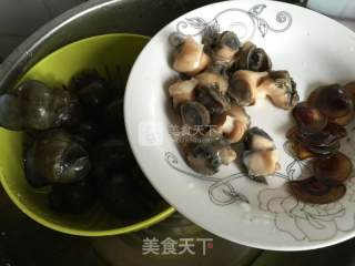 Escargot Stuffed Meat recipe