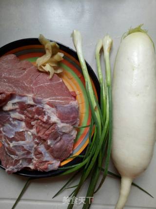 #御寒美食# ~ Beef Stewed with Radish recipe
