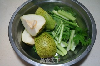 [beijing] Sweet Pear and Celery Juice recipe