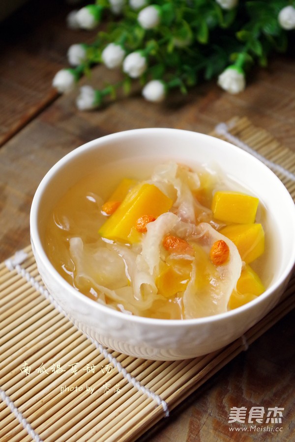 Pumpkin and Tremella Sweet Soup recipe