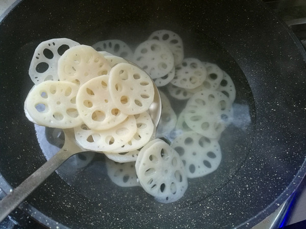 Cold Lotus Root Slices recipe