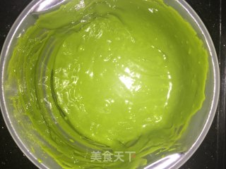 Hot Noodle Matcha Sponge Cake Christmas Tree recipe