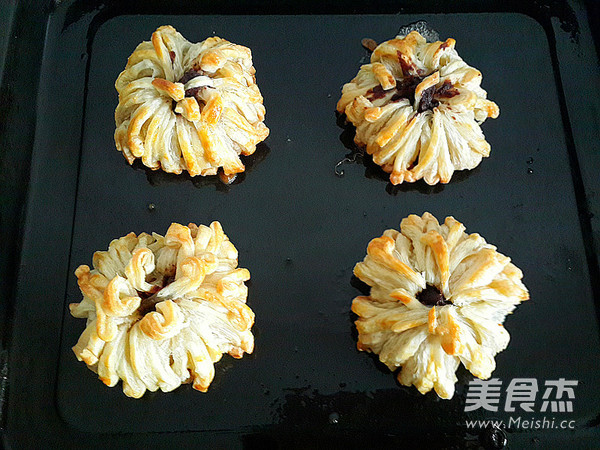 Chrysanthemum Crisp recipe