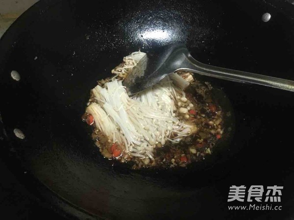 Chopped Pepper Garlic Enoki Mushroom recipe