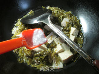 Boiled Frozen Tofu with Sliced Pork and Pickles recipe