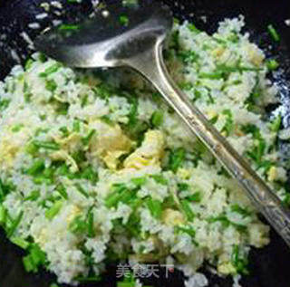 Fried Rice with Chives and Eggs recipe