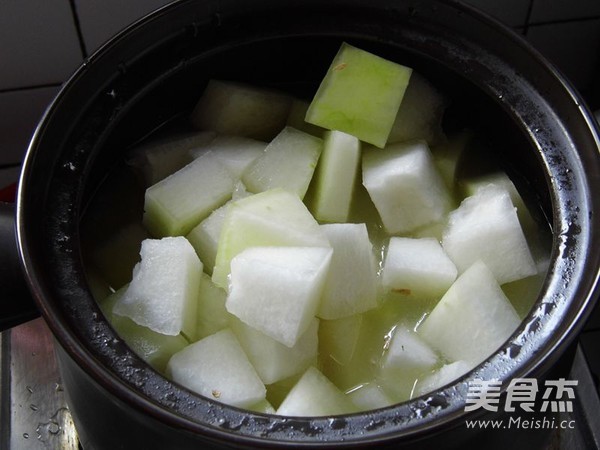 Milky White Winter Melon Pork Rib Soup recipe