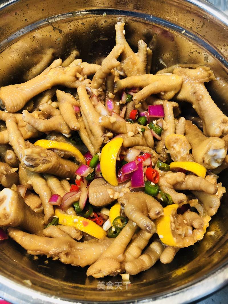 Secret Hot and Sour Chicken Feet recipe