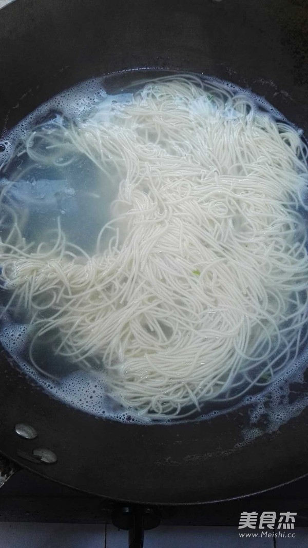 Spicy Egg Noodles recipe