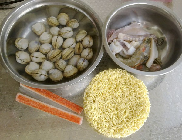 Seafood Instant Noodles recipe