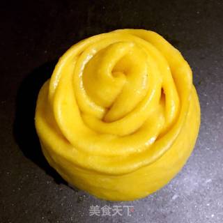 Colorful Rose Buns recipe