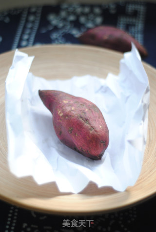 [microwave-baked Sweet Potatoes] Very Sweet and Warm recipe