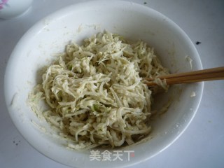 Delicious But Not Hot-mung Bean and Radish Balls recipe