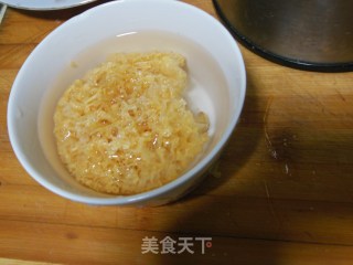 Hongling Lily Pear Soup recipe