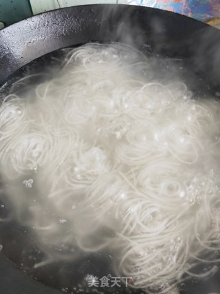 Hot and Sour Noodles recipe