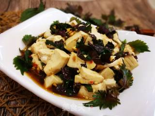 Tofu Mixed with Basil recipe