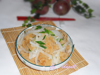 Fried Radish with Puffy Skin recipe