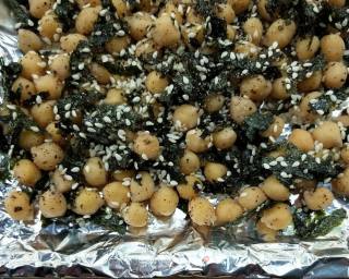 Roasted Chickpeas with Seaweed and Sesame recipe