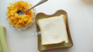 Fruit Sandwich Pocket recipe