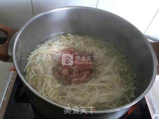 Enoki Mushroom Beef Soup recipe