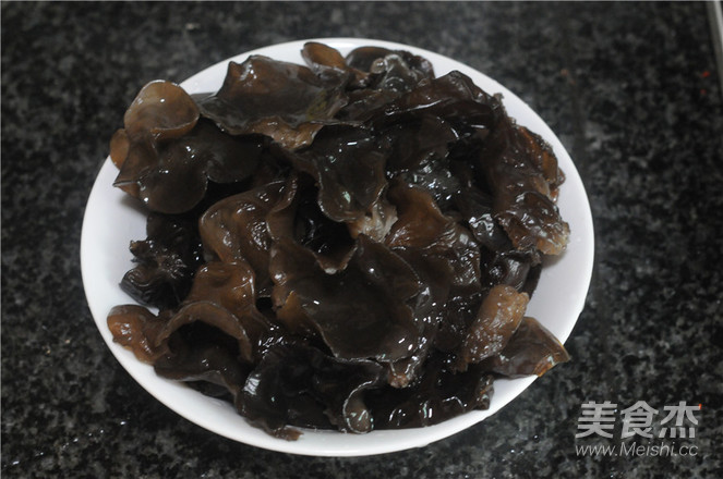 Vinegar Mixed Black Fungus recipe