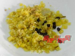 Chopped Pepper Crucian Carp/two-color Crucian Carp recipe